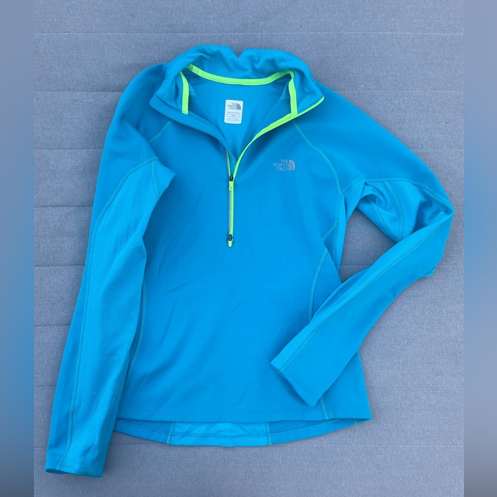 The North Face Flashdry Pullover 1/4 Zip